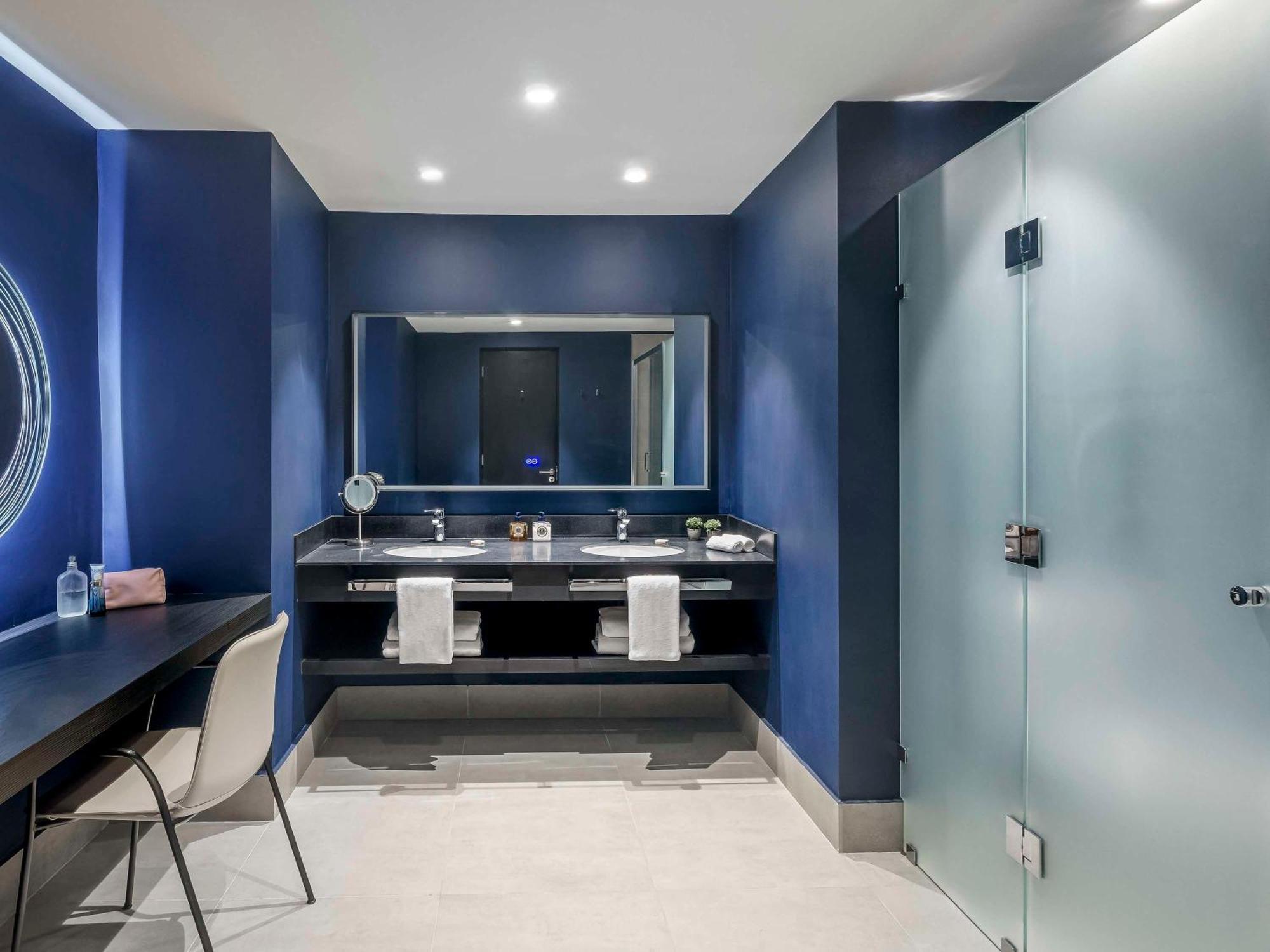 Pullman Santiago Vitacura Экстерьер фото Bathroom